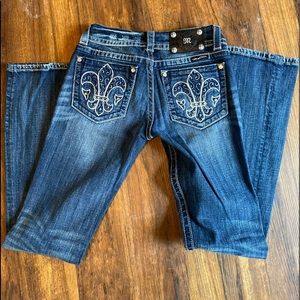 Miss Me Bootcut 28”